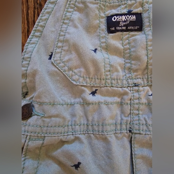 OSHKOSH B'GOSH, World's Best Overalls - Picture 3 of 6